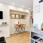 Dom wakacyjny Bougainvillea House