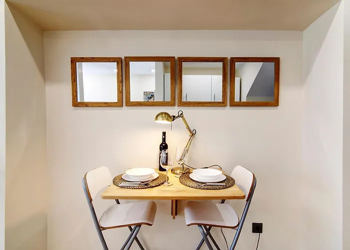 Holiday home Bougainvillea House Faro