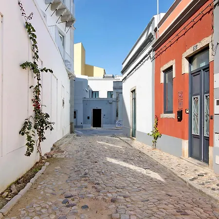 Bougainvillea House Casa vacanze